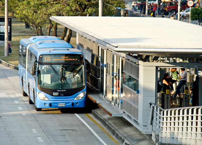 BRT%2C_santiago_de_Cali_station