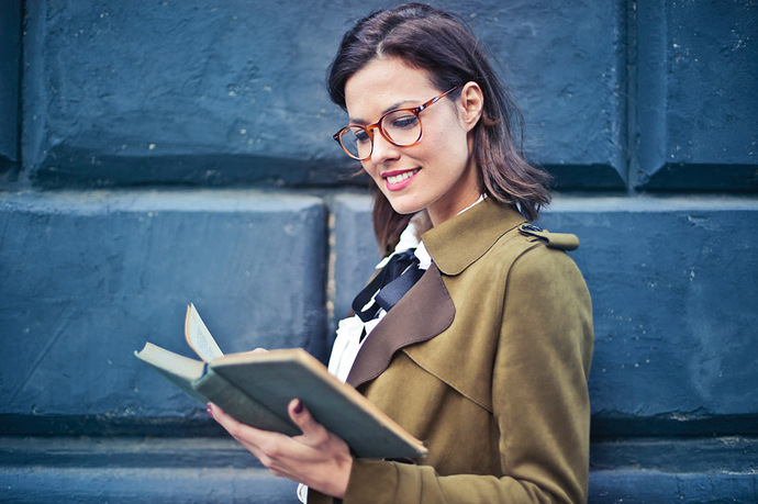 negative-space-woman-glasses-reading-book-bruce-mars