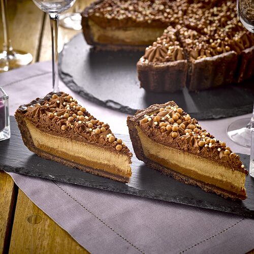 45506-Nutty-Chocoloate-Cheese-cake-Full-Slice-landscape-2-800x800